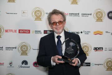 Paul Williams Receives Icon Award at 2023 Guild of Music Supervisors Awards