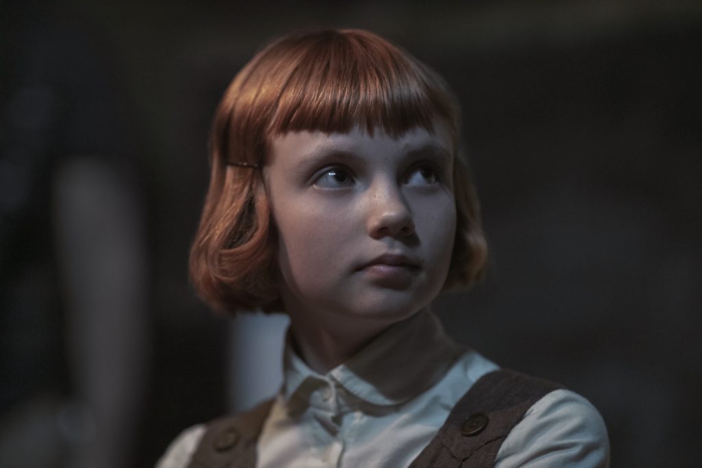 Isla Johnston as Beth (Orphanage) in THE QUEEN’S GAMBIT